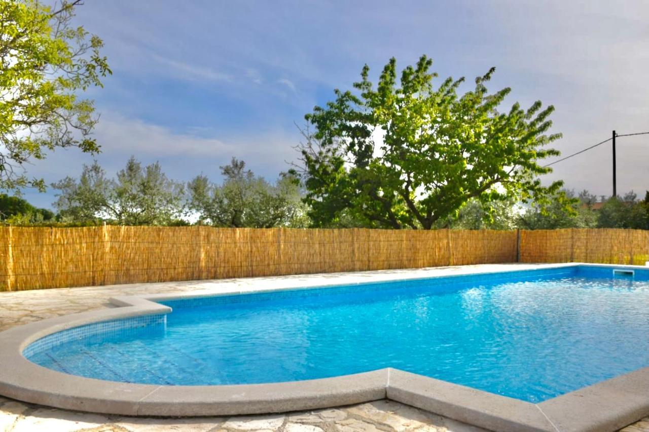 Sanja Apartments Sveti Servul Novigrad  Exterior photo